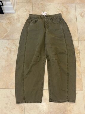 We the Free Barrel Cropped Jeans NWT